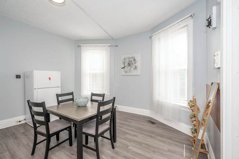 Queen City Suites 1 For 3