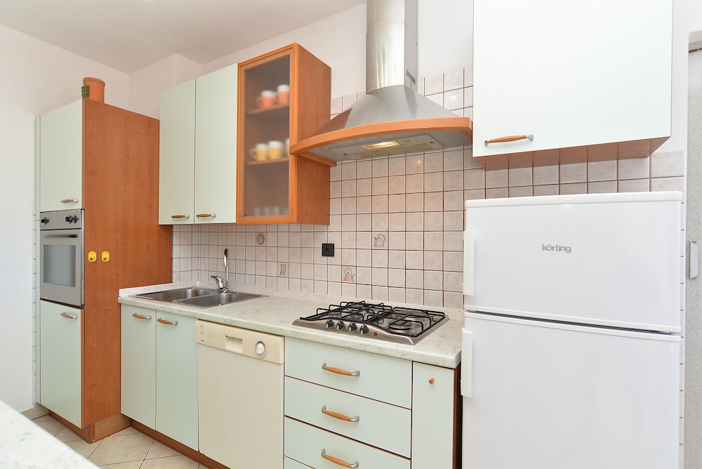 Apartments Emil 596