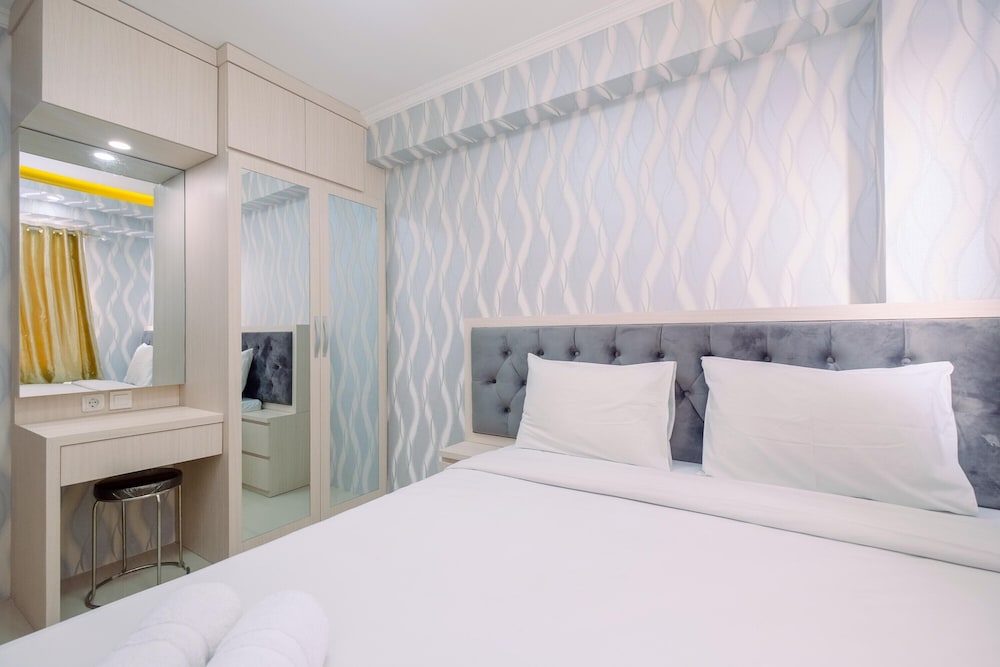Cozy and Stylish 2BR Podomoro Golf View Apartment