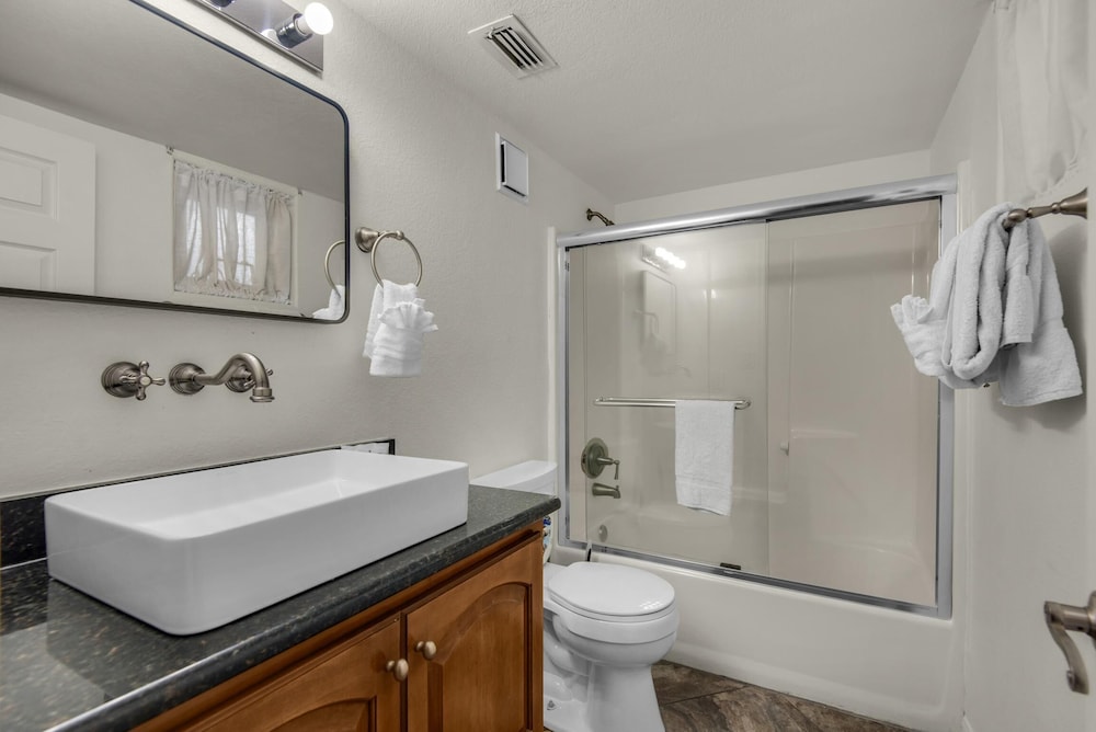 Starboard Village 411