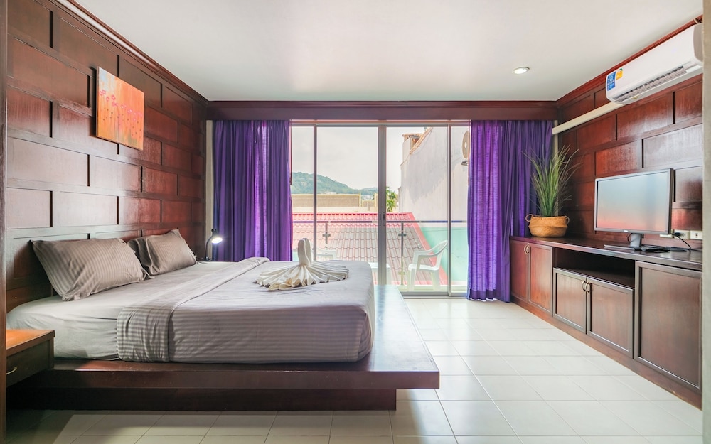 EBS Hostel Phuket