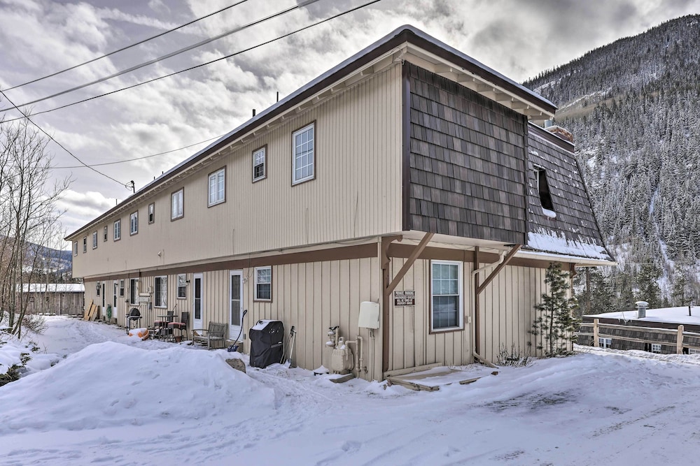 Prime East Vail Condo: Mountain Meets Modern! view 5