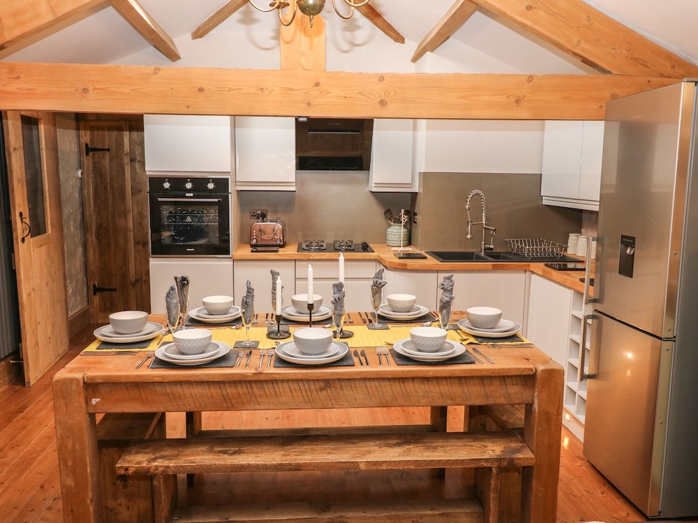 Matlock Vacations - The Carriage House - Property Image 11