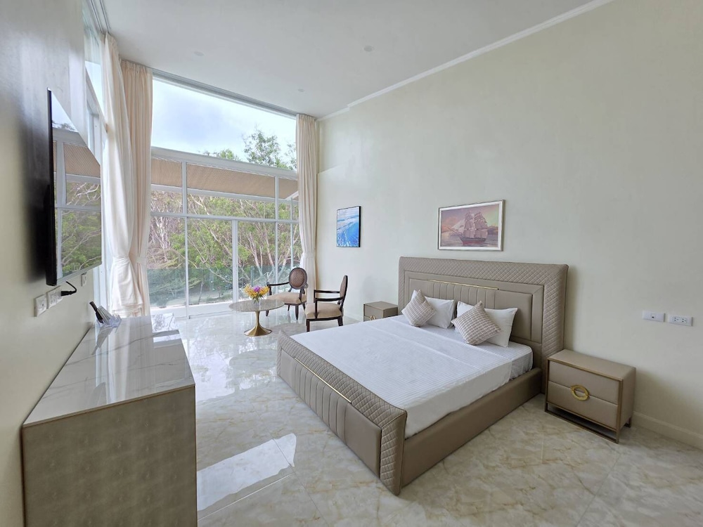 Ta Yai Beach Resort