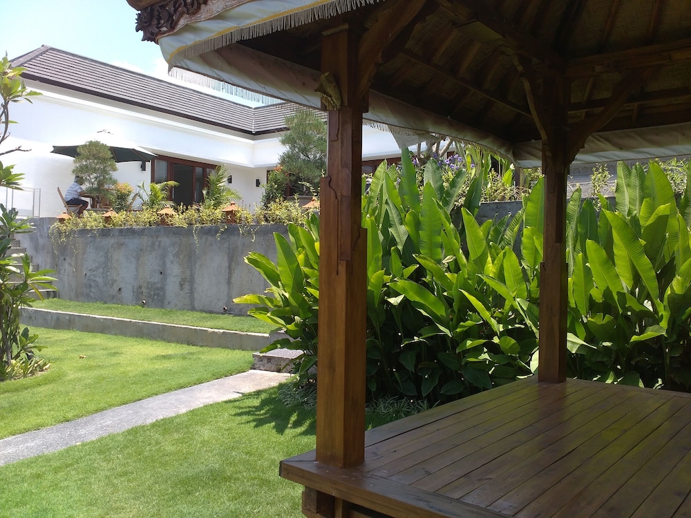 Villa Kubuku view 3
