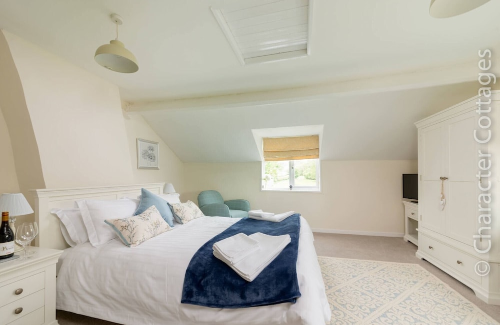 Holly Cottage
