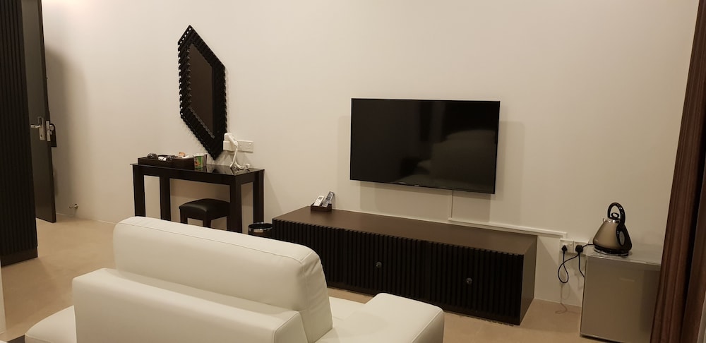 Hermitage Boutique House