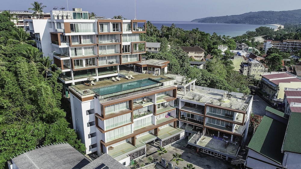 Q Kata Residence