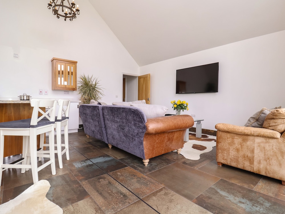 Polly's Annexe
