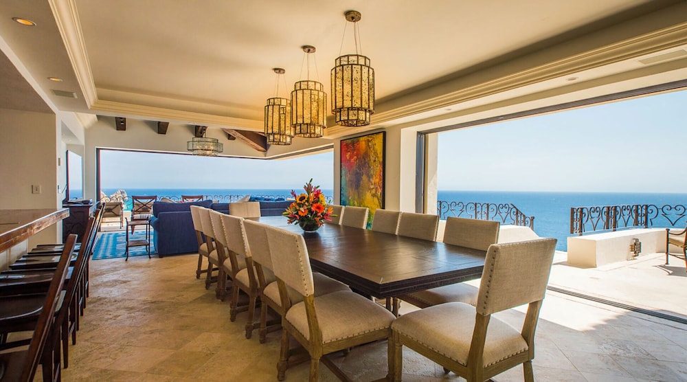Exclusive Holiday Villa with Private Pool near Beach, Cabo San Lucas Villa 1042