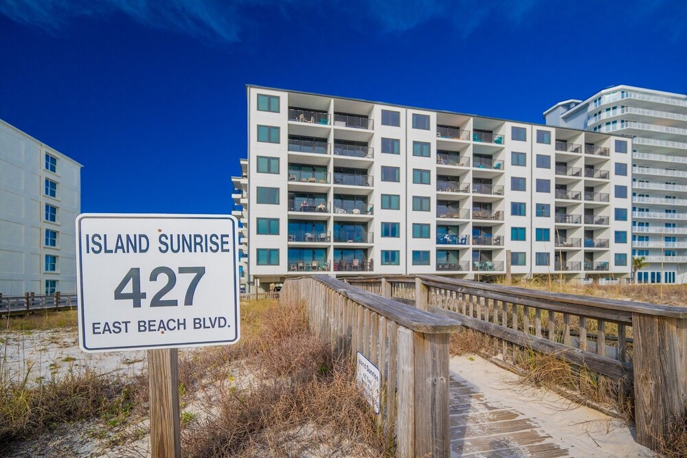 Island Sunrise 663 2 Bedroom Condo