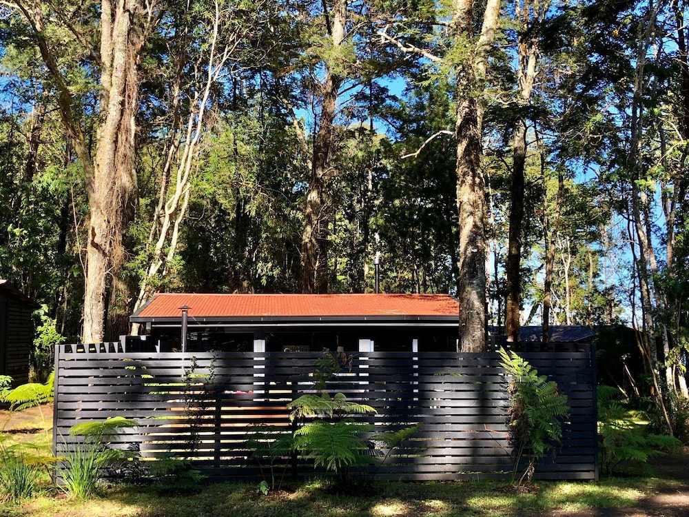 Calma Cabins