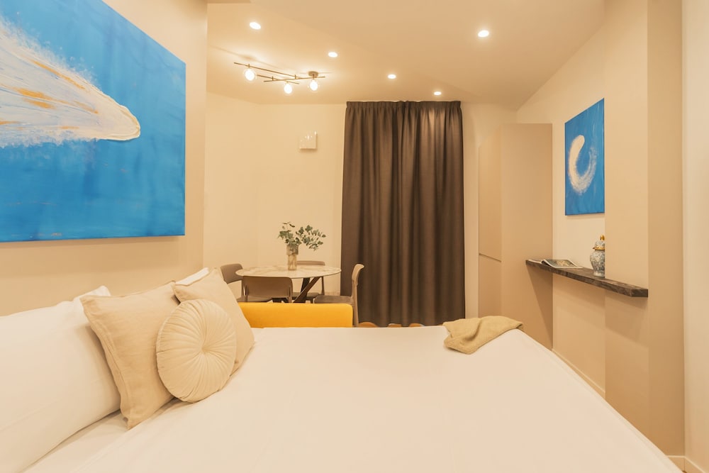 Rezia Apartments by Rent all Como