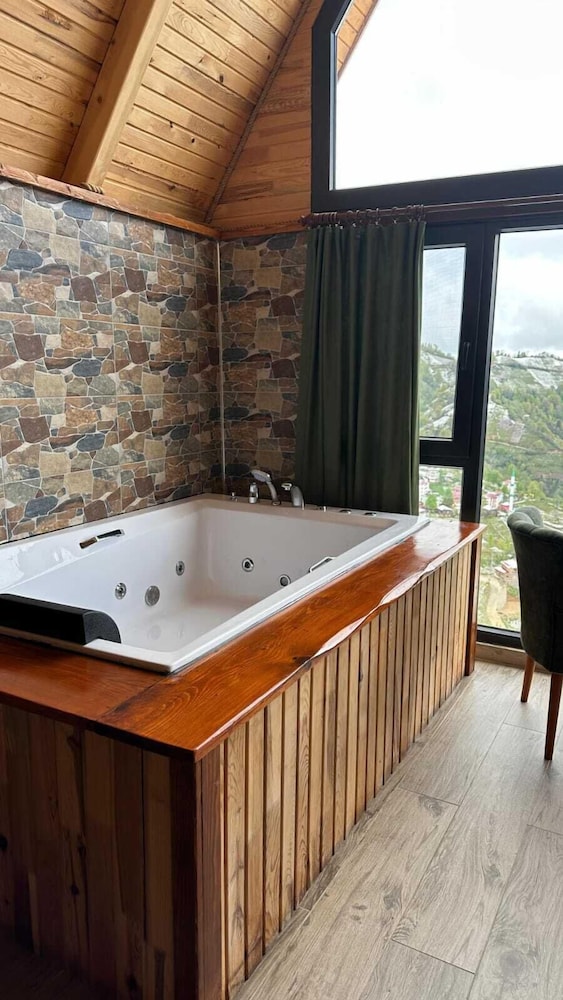 Enasra Bungalow