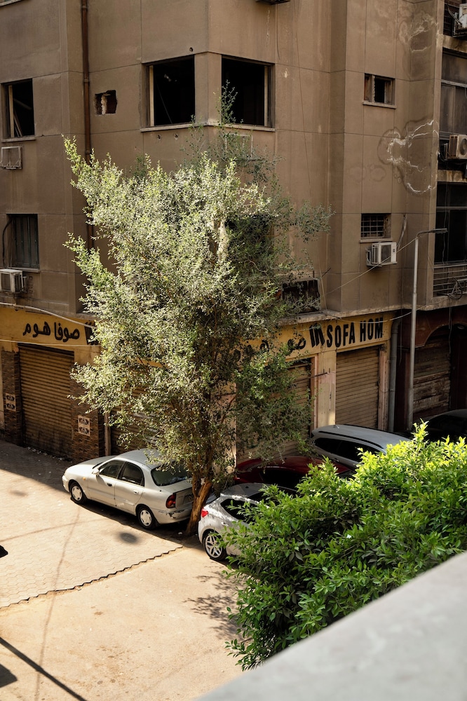 Saint J Hotel