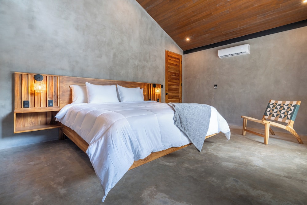 Mandala Ojochal Boutique Resort & Retreat Center