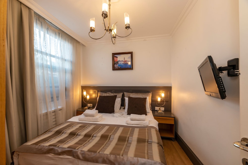 Pera Line Cihangir Hotel - Image 17