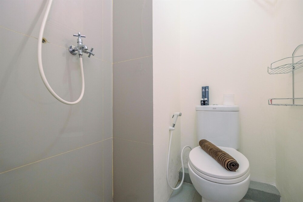 Comfy Studio at Bogorienze Apartment near The Jungle Waterpark, 茂物 - 9