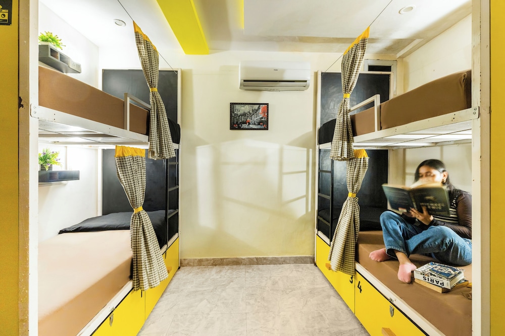 The Hosteller Agra