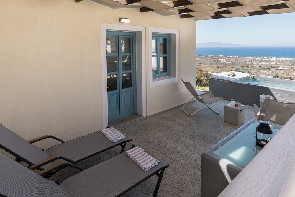 GTK Santorini Oia Sunset Villas