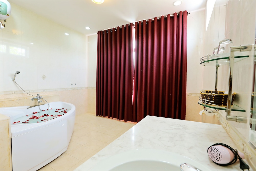 Well-To-Do Villa