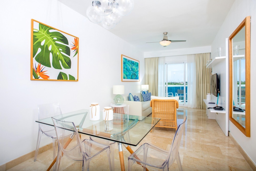 Beauty Pent House With Amazing Pool Views in Cana Bay Playa Bavaro view 2