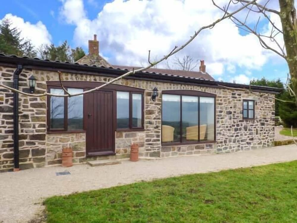 Stoke-on-trent Vacations - Upper Greenhills Farm - Property Image 1