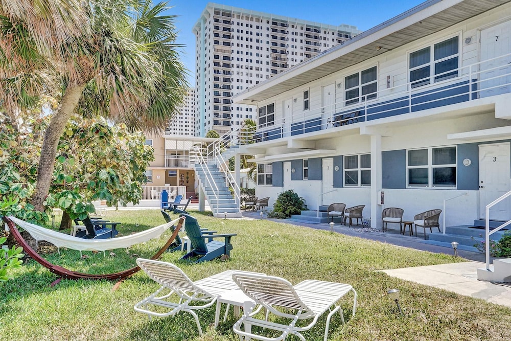 Marine Villas 2 in Hollywood