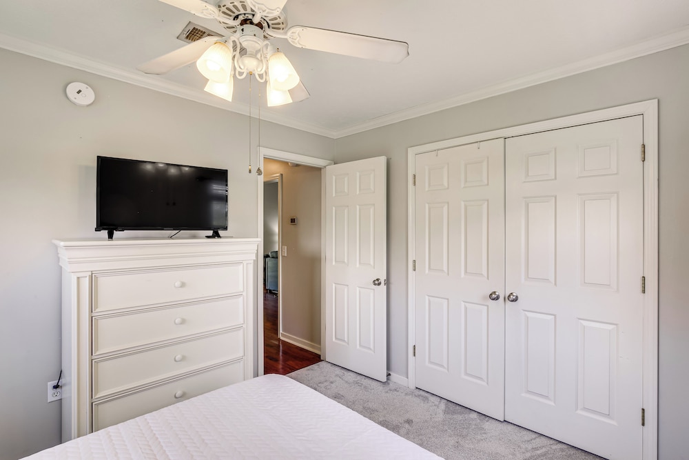 Updated Retreat w/ Outdoor Space in Flowood!
