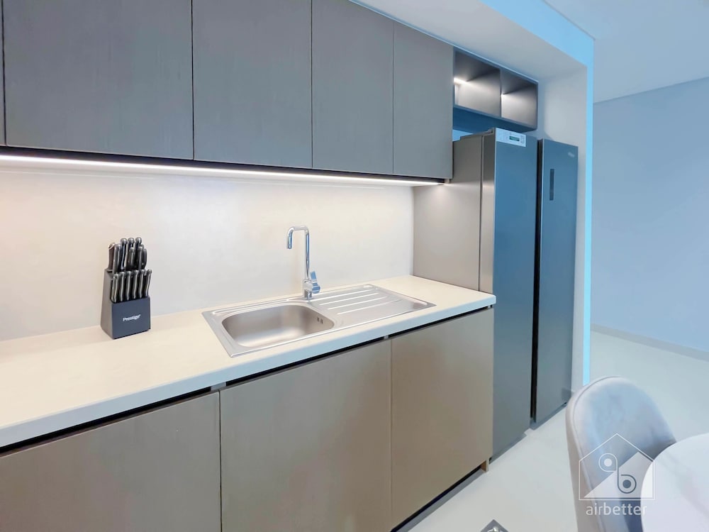 Burj Crown Luxury 2bedroom Balcony & View