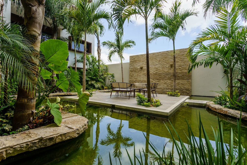 Arenis Playa del Carmen by Stella Rentals view 4