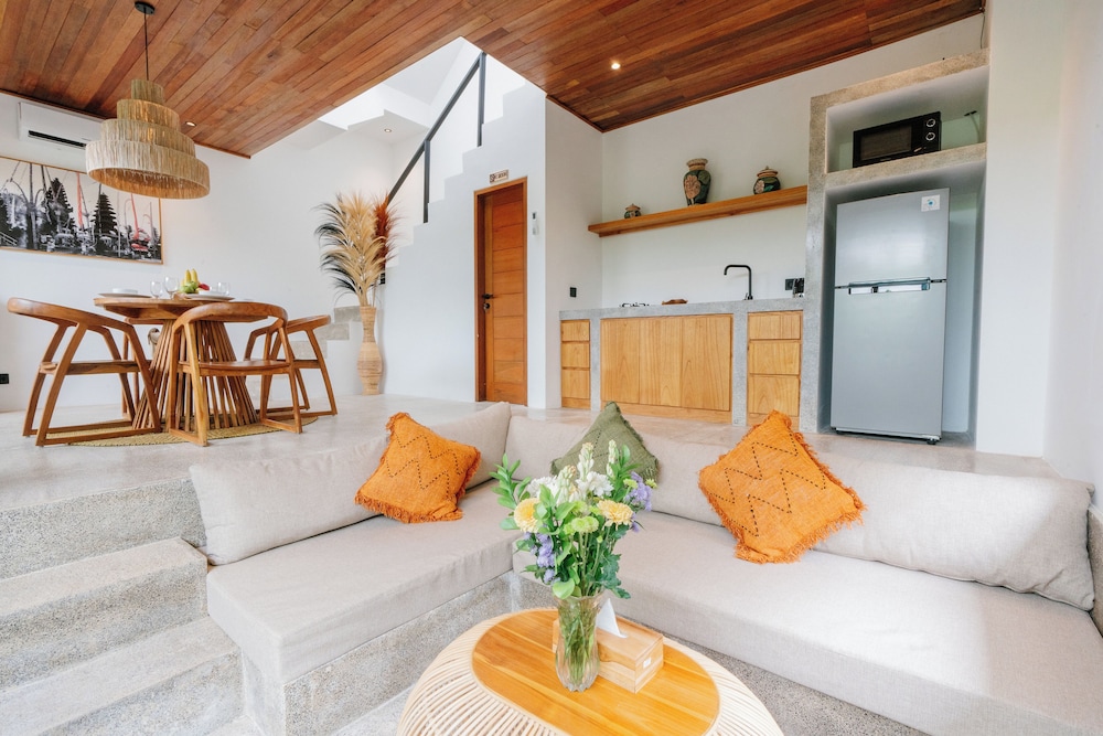 The Reef Villas