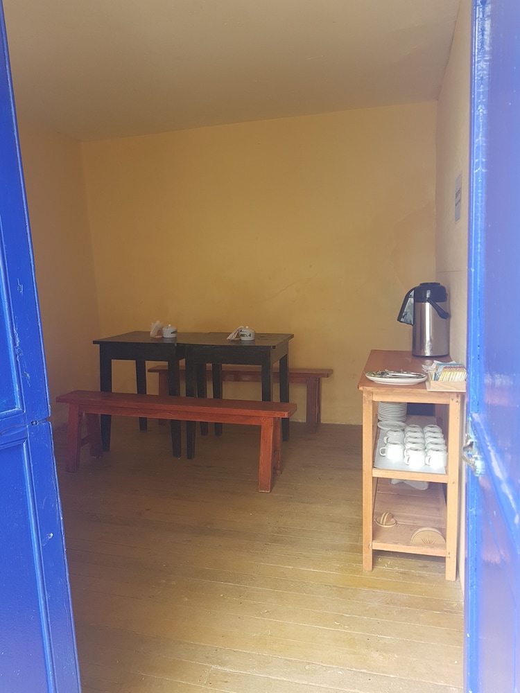 Reinbo Hostel B&B