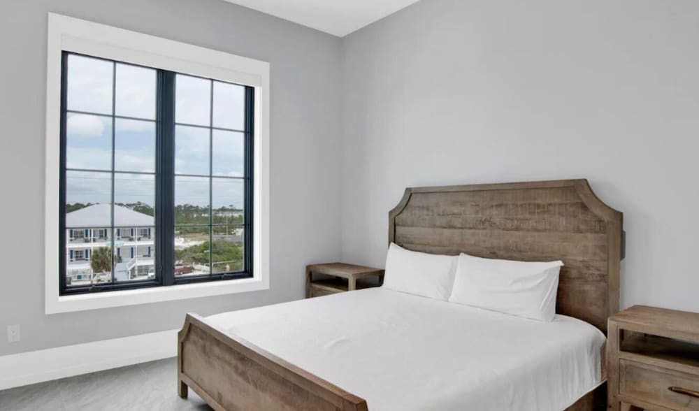 Sea La Vie at Eleanor Beach
