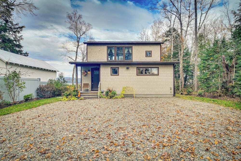 Waterfront Lake Webb Cabin Rental w/ Dock & Views! view 2