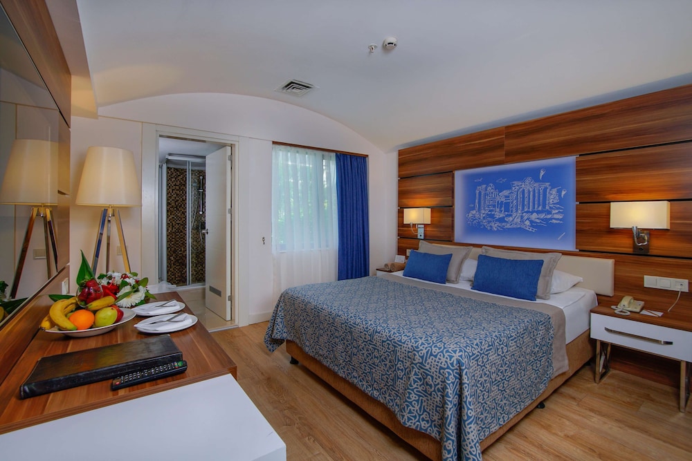 Limak Atlantis De Luxe Hotel & Resort - All Inclusive