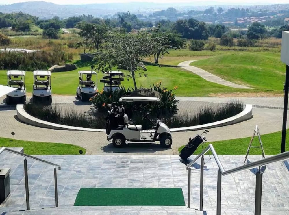 2 Bed in Gorgeous Golf Estate