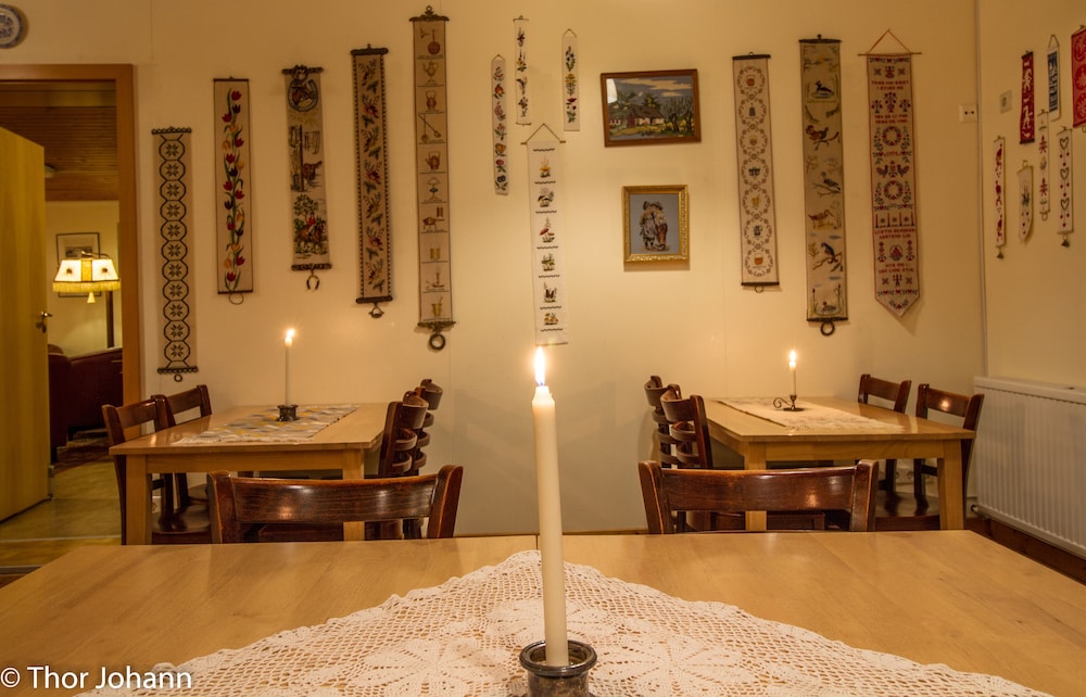 Hotel Hjarðarból