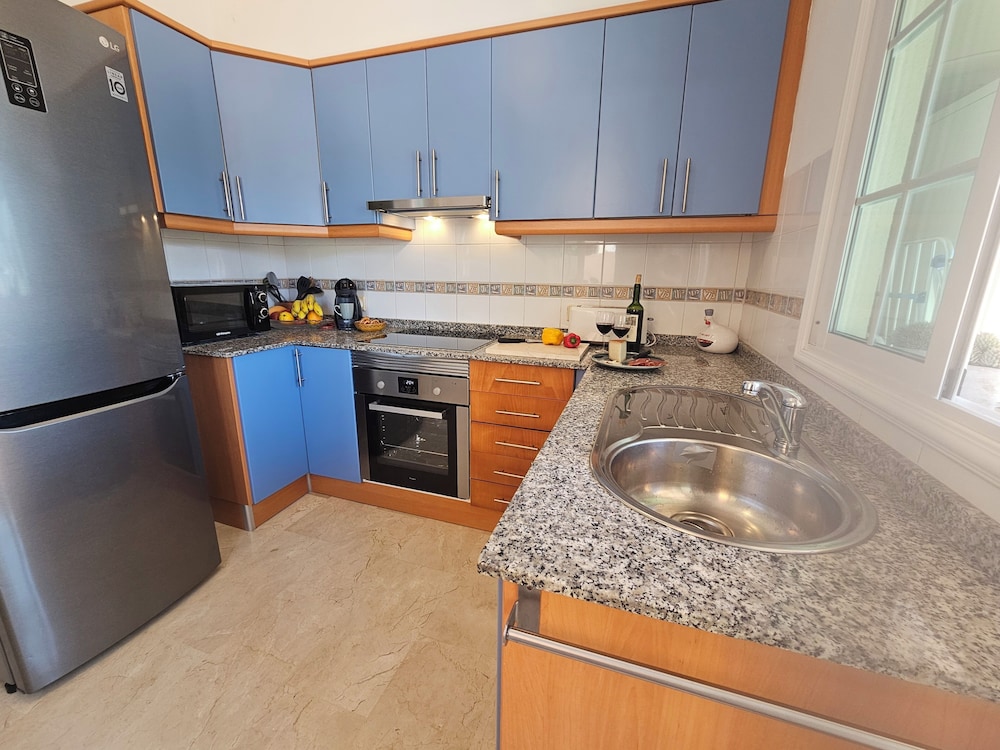 Welcoming and Modern Holiday Home With Access to Swimming Pool