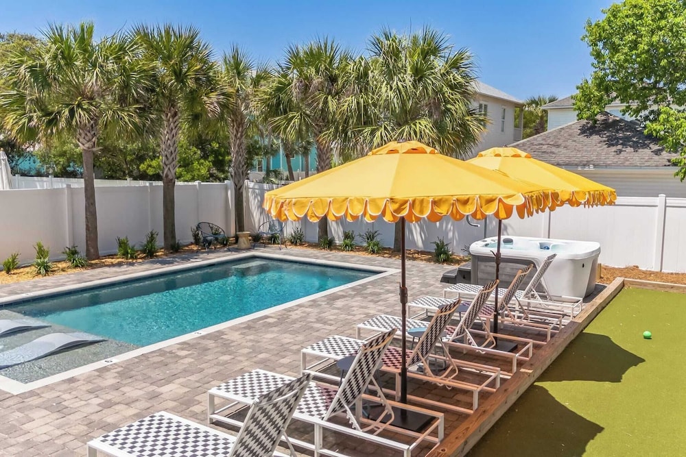 Villa Near Beach w/ Pool & Outdoor Dining Bohemian Beach Retreat by Avantstay