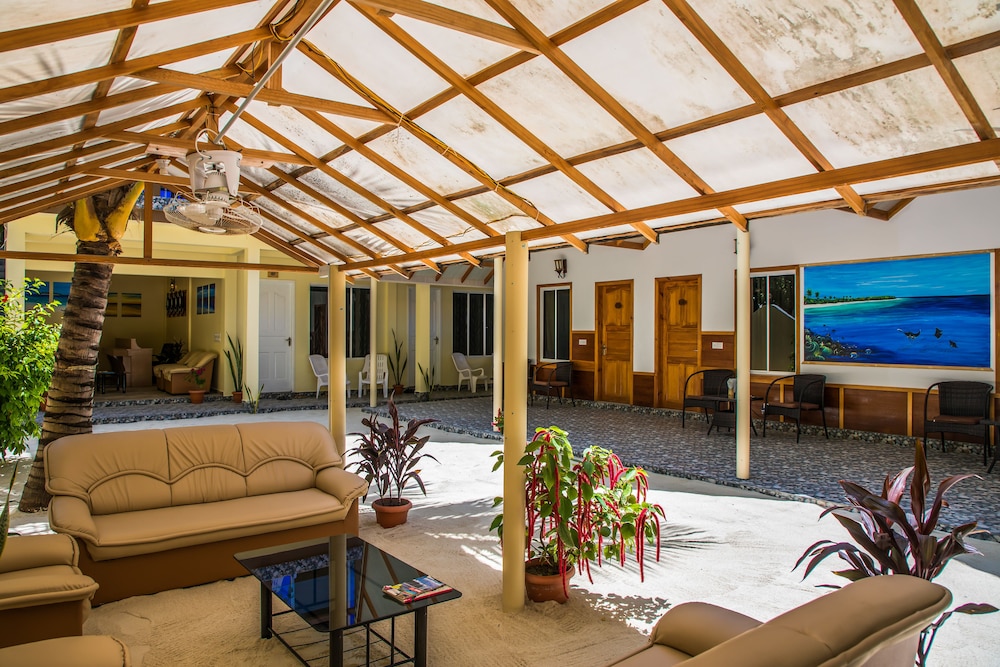 Relax Residence Thoddoo Maldives