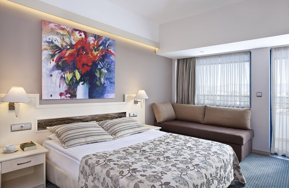 Sunrise Resort Hotel - All Inclusive
