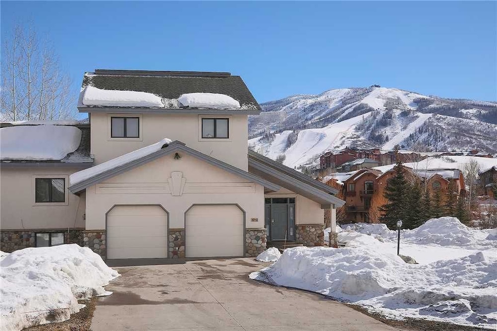 Iron Oak Duplex I