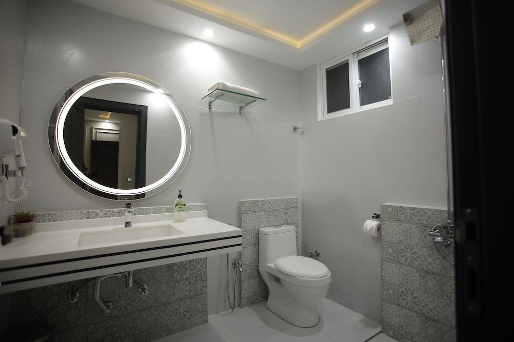 ZAR Luxury Suites Murree