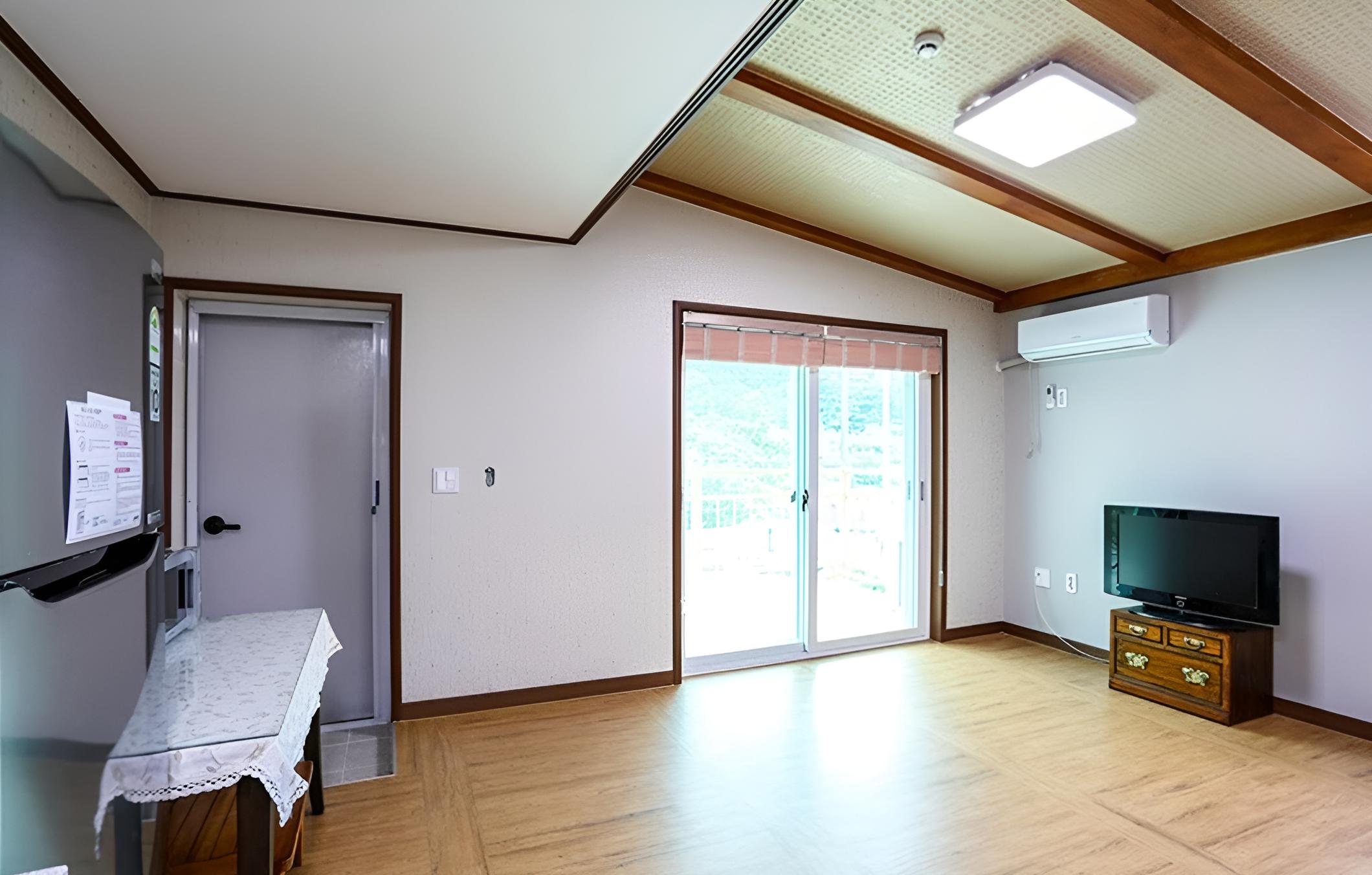 Danyang Bom Pension view 2