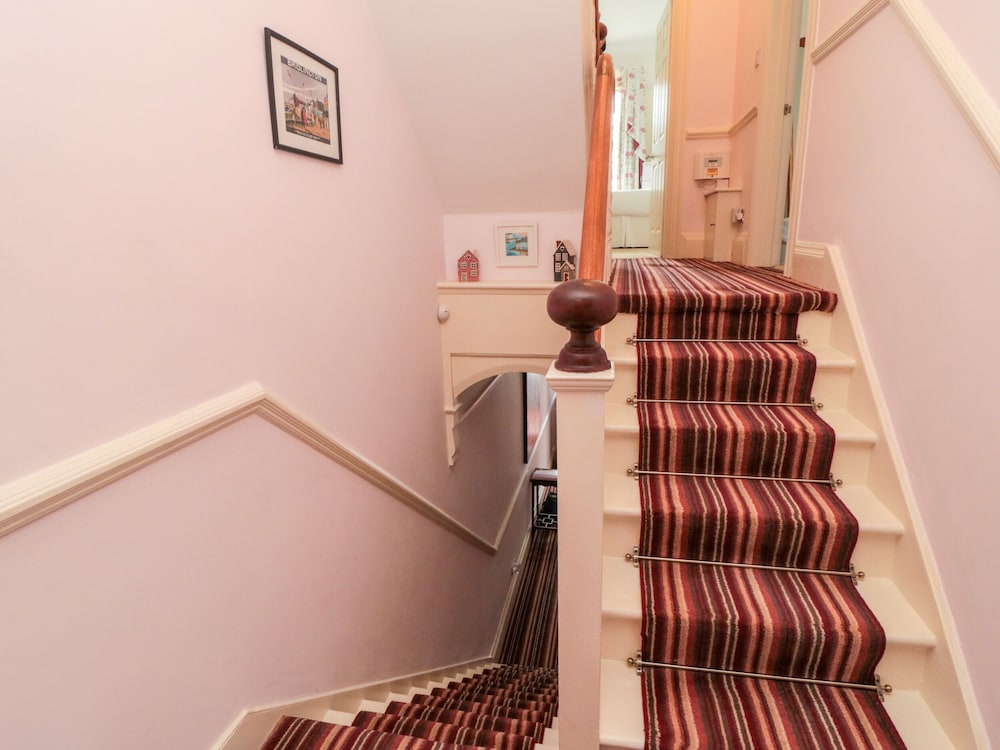 50 West Street Edelweiss