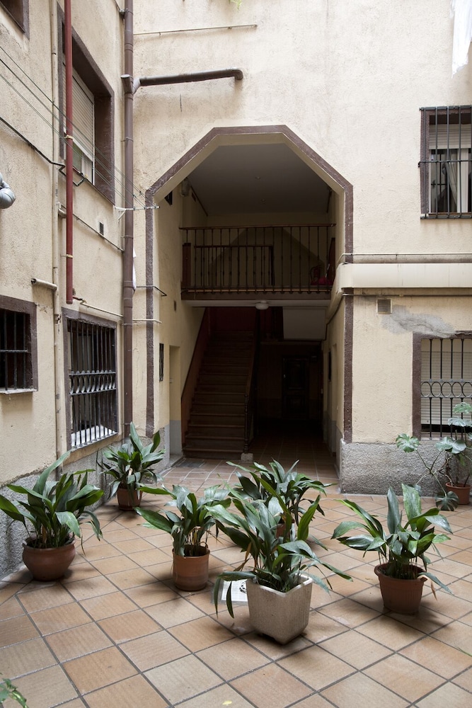 Hostal Zabala - Image 2