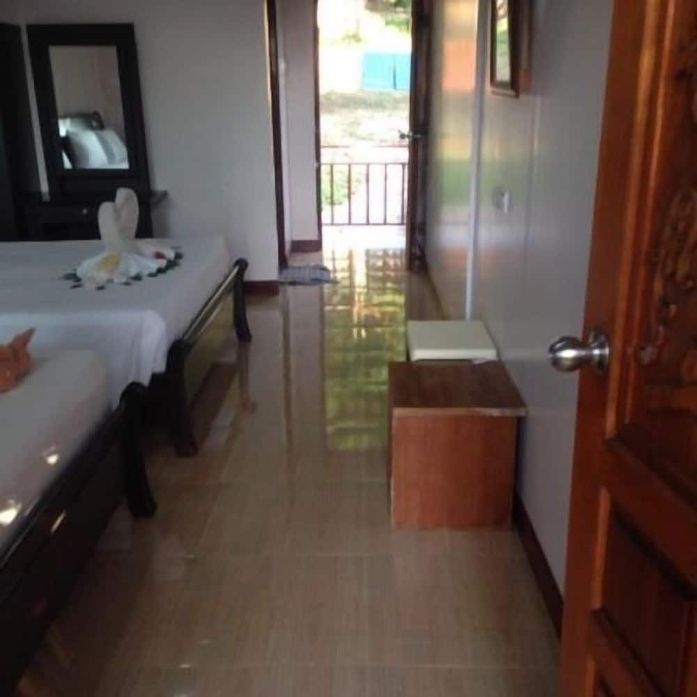 Phi Phi Jungle Hill Bungalow