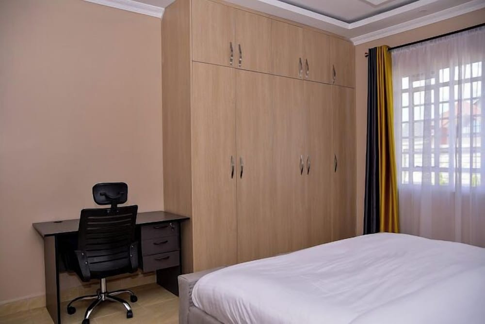 Lux Suites comfy Homestays Nakuru