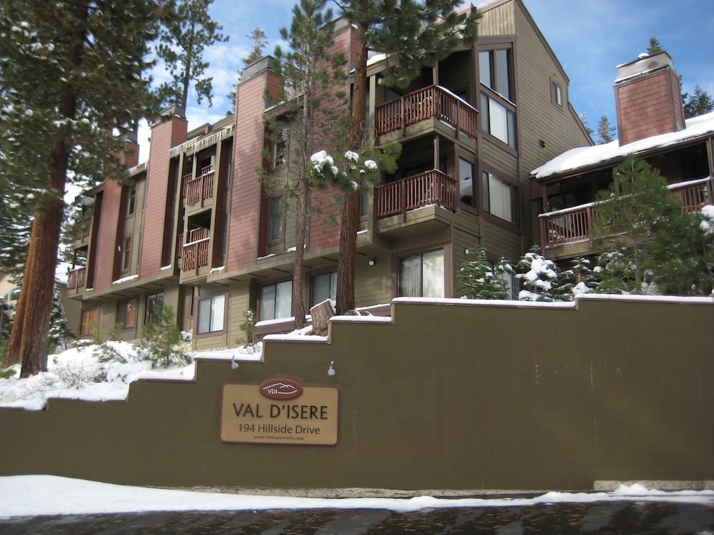 Hotel Val d'Isere by Mammoth Reservation Bureau - Image 1